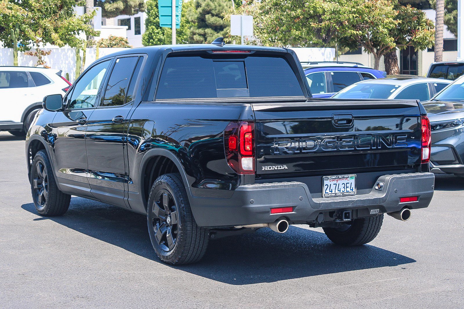 Used 2025 Honda Ridgeline Black Edition image 7