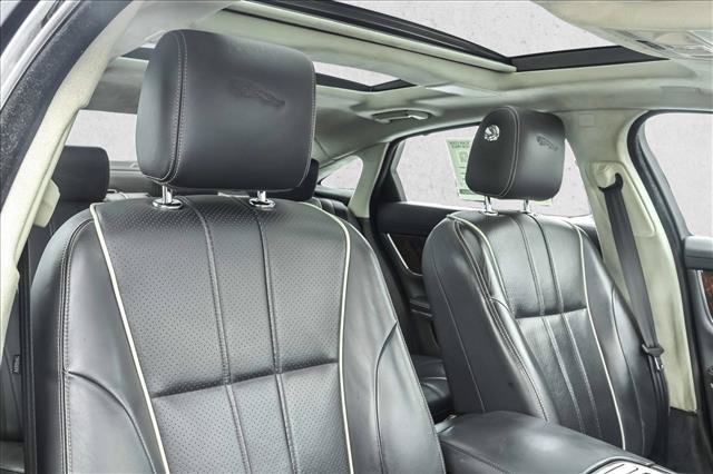 Used 2011 Jaguar XJ L RWD image 28