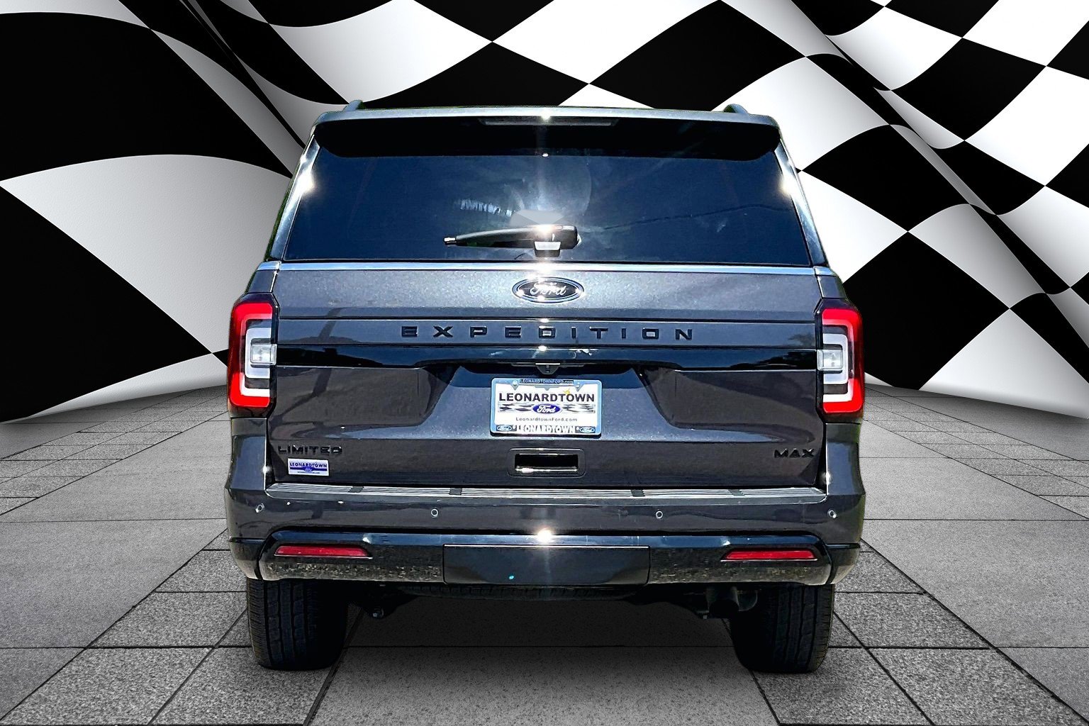 Used 2023 Ford Expedition Max Limited AWD/4WD image 4
