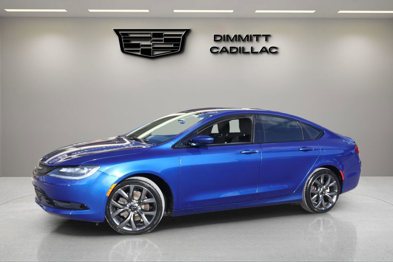 Used 2016 Chrysler 200 S FWD image 1