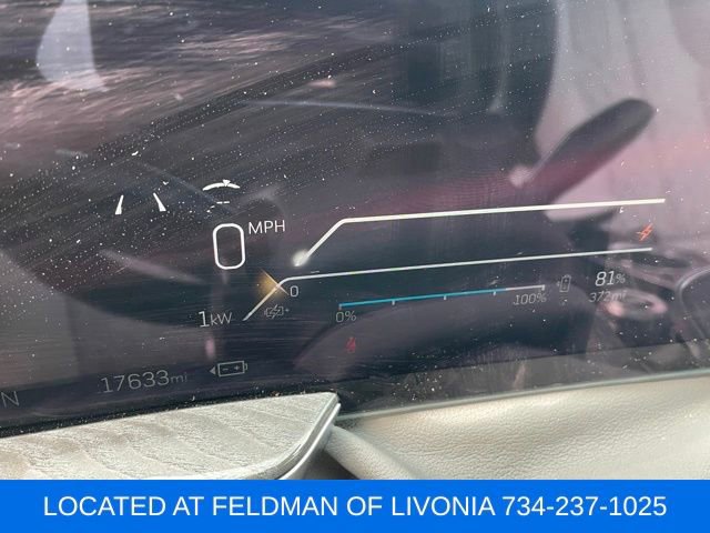 Used 2025 Cadillac Escalade IQ Luxury 1 w/ Smart Trailering package image 8