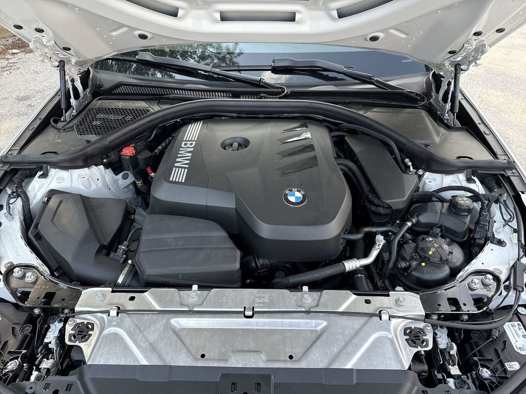 Used 2025 BMW 330i xDrive Sedan w/ Convenience Package image 31