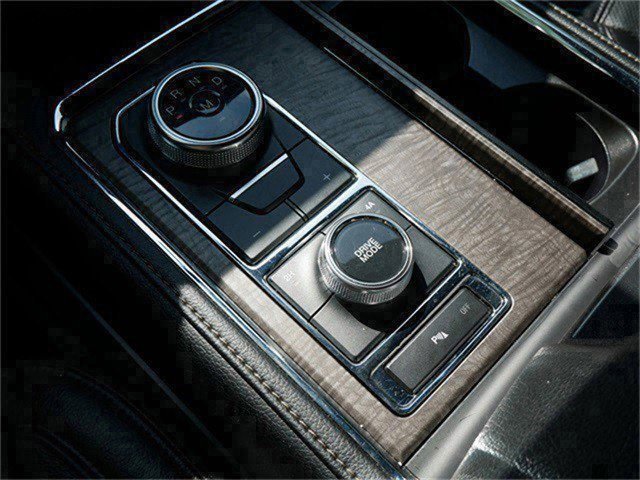 Used 2021 Ford Expedition Limited image 22