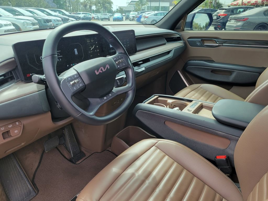 Certified 2024 Kia EV9 Land AWD/4WD image 10