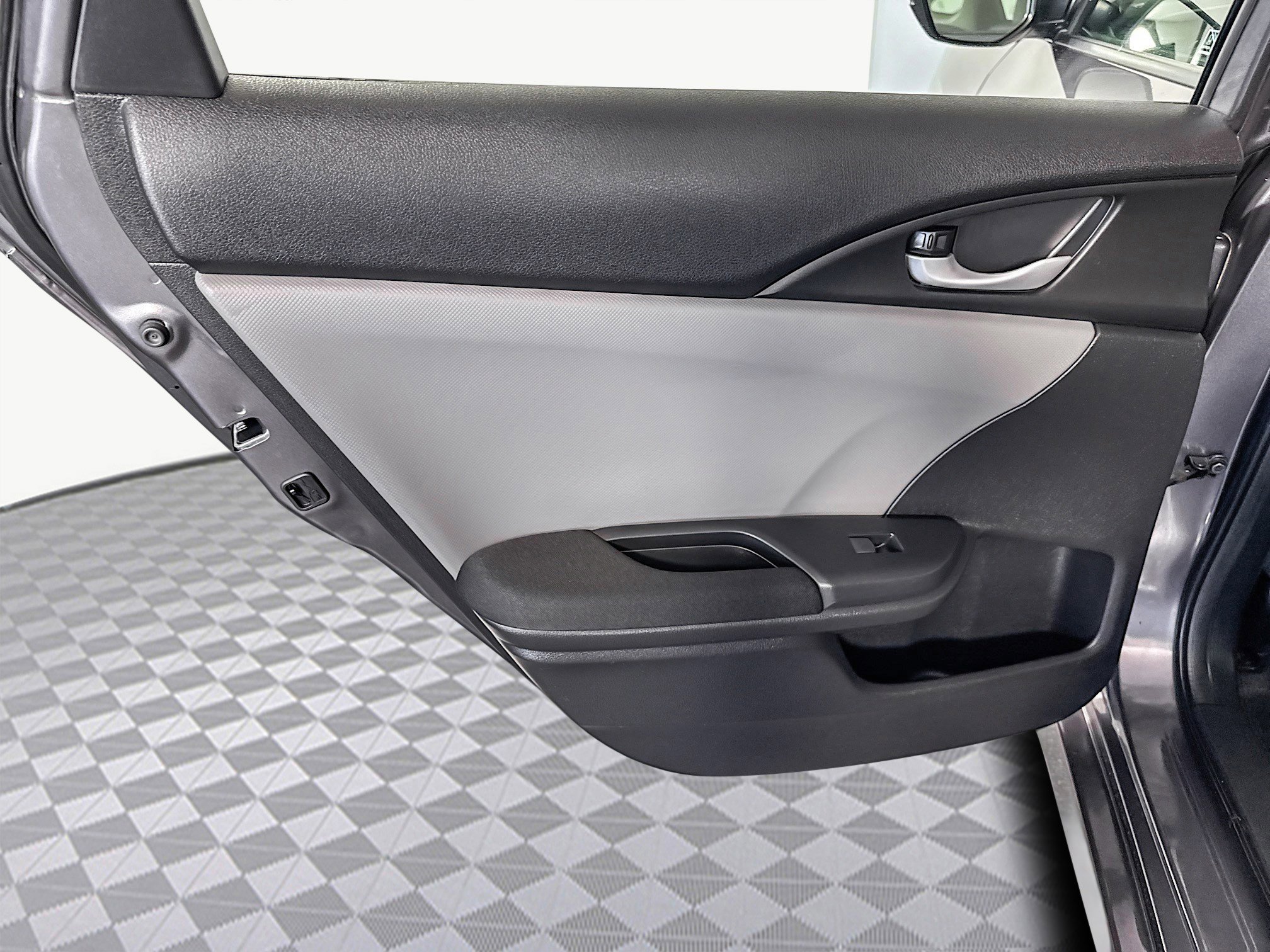 Used 2020 Honda Civic EX image 26