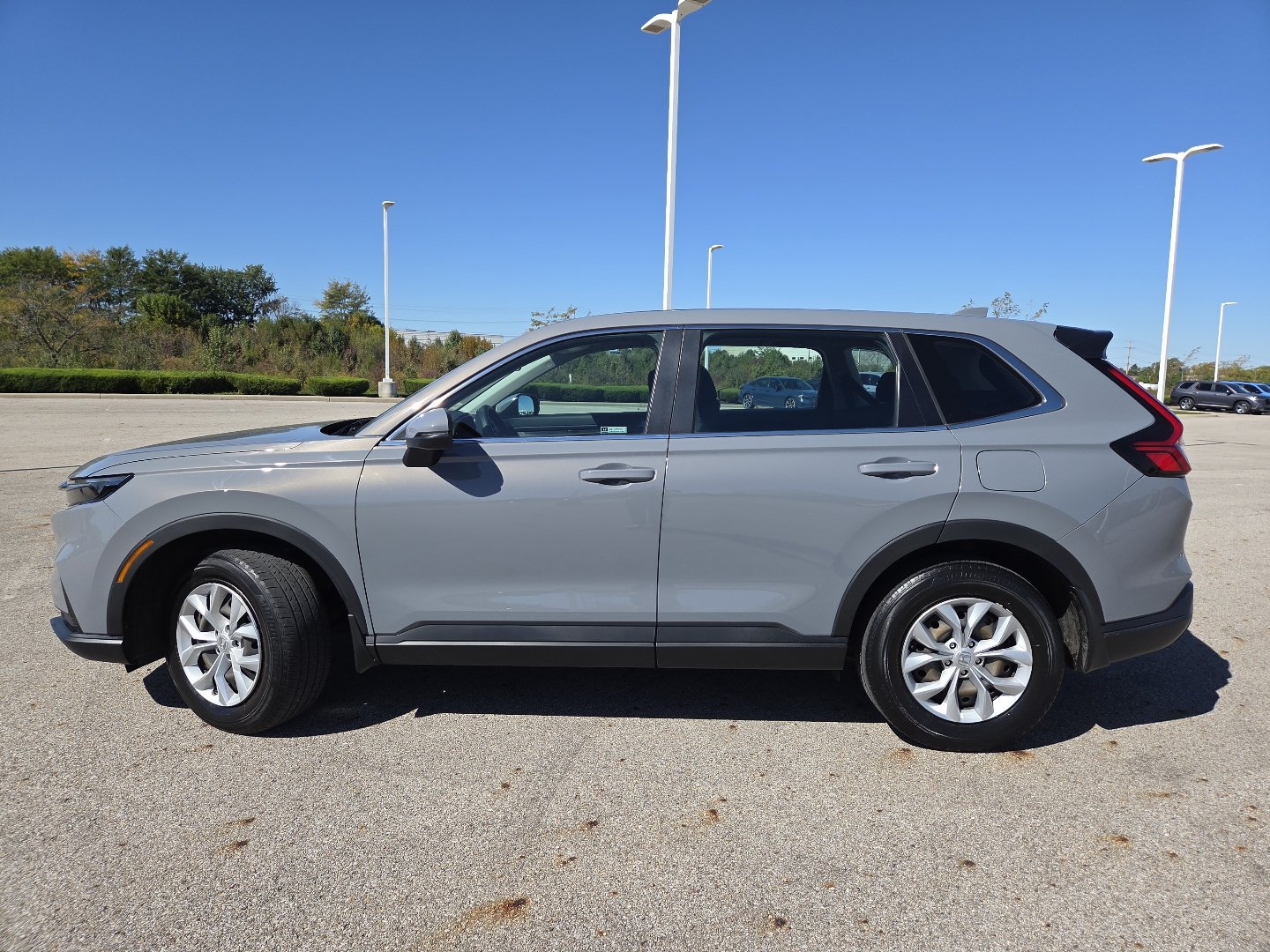Used 2024 Honda CR-V LX image 11