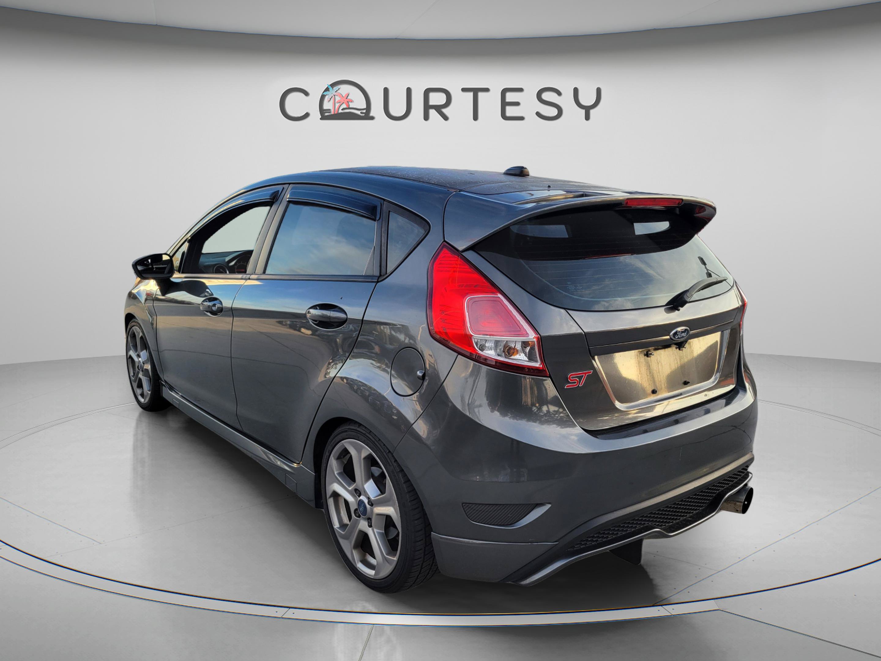 Used 2019 Ford Fiesta ST FWD image 2