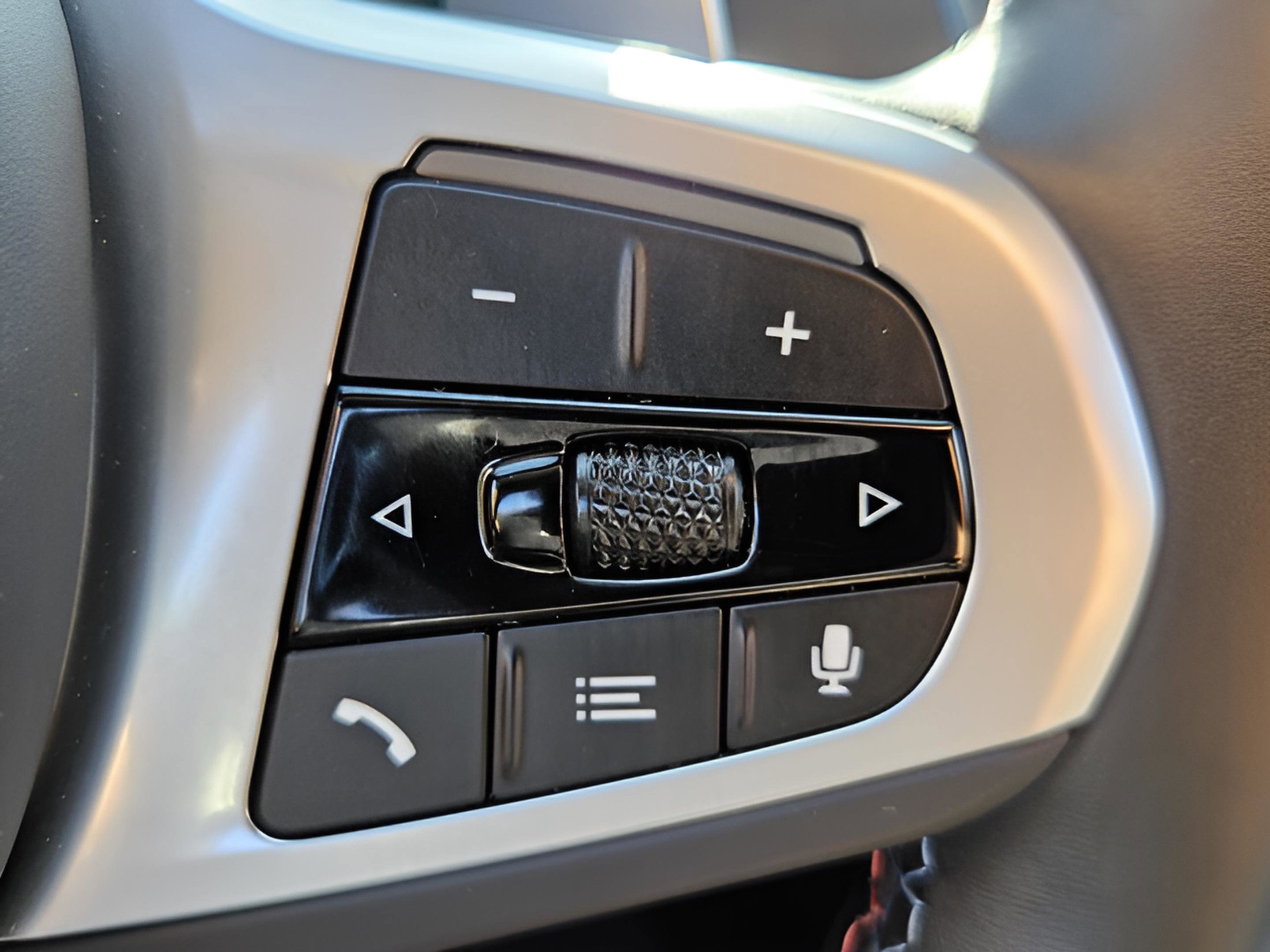 Certified 2025 BMW M850i xDrive image 17