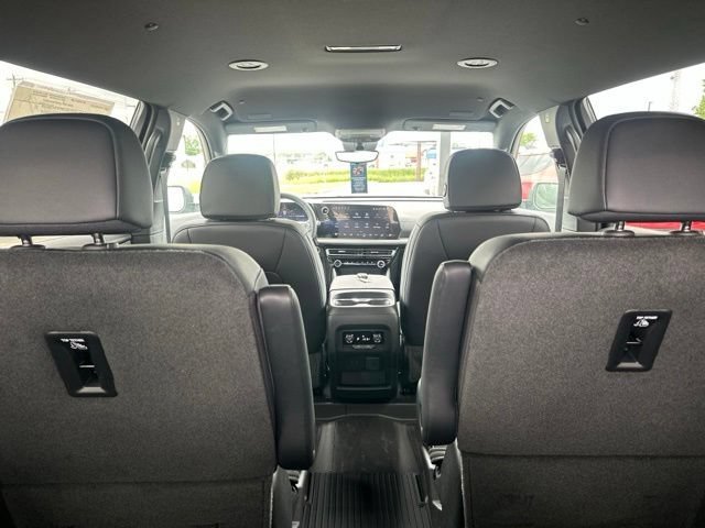 New 2026 Chevrolet Traverse LT w/ Driver Confidence Package AWD/4WD image 19