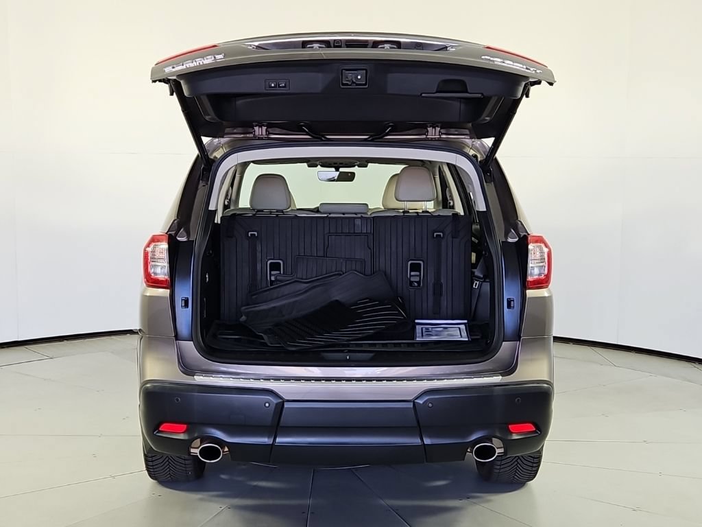 Used 2021 Subaru Ascent Limited w/ Technology Package AWD/4WD image 10