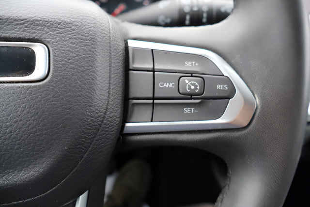Used 2024 Jeep Compass Latitude AWD/4WD image 20