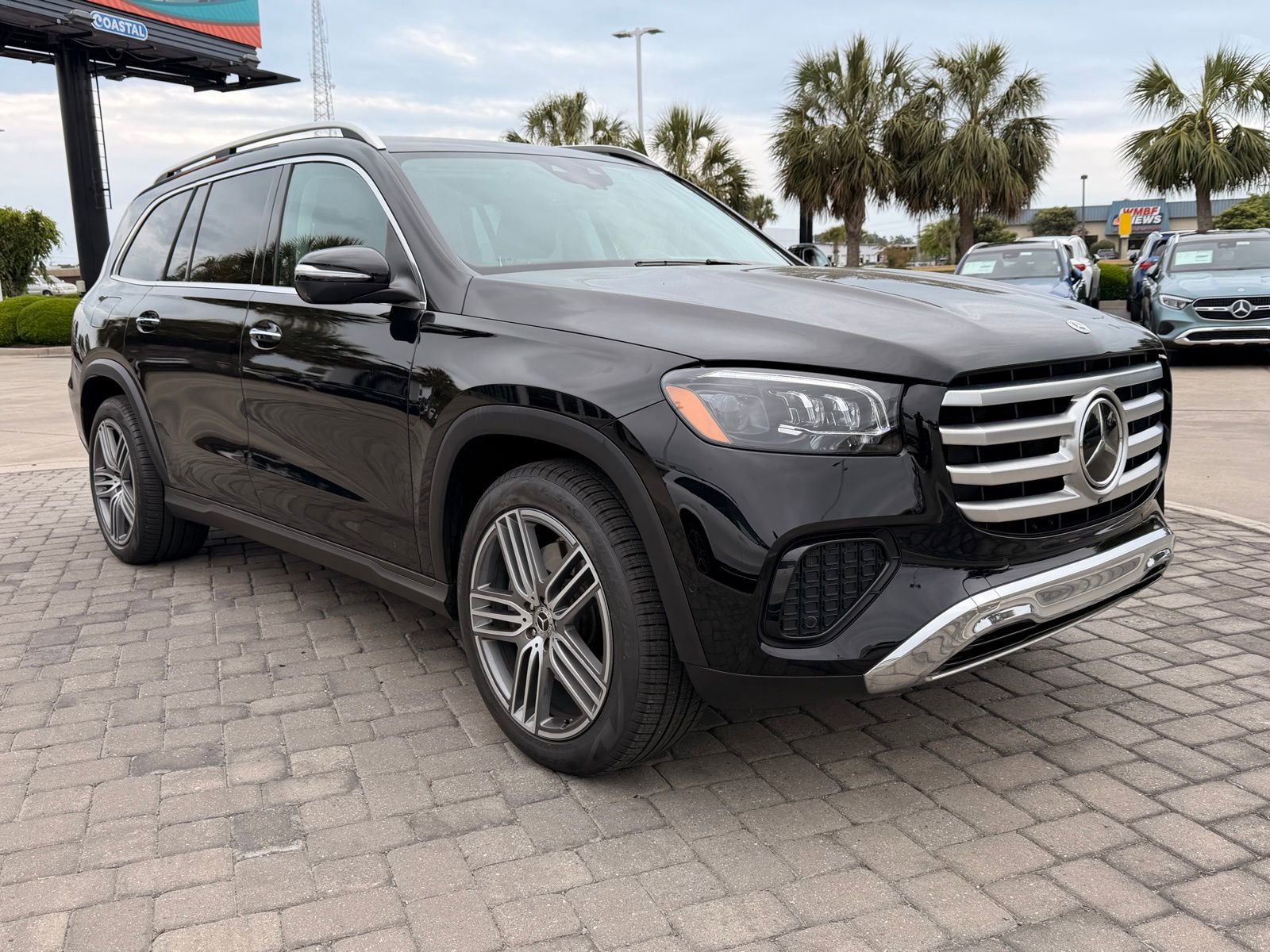 Certified 2024 Mercedes-Benz GLS 450 4MATIC image 7