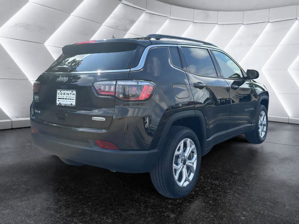 New 2025 Jeep Compass Latitude image 8