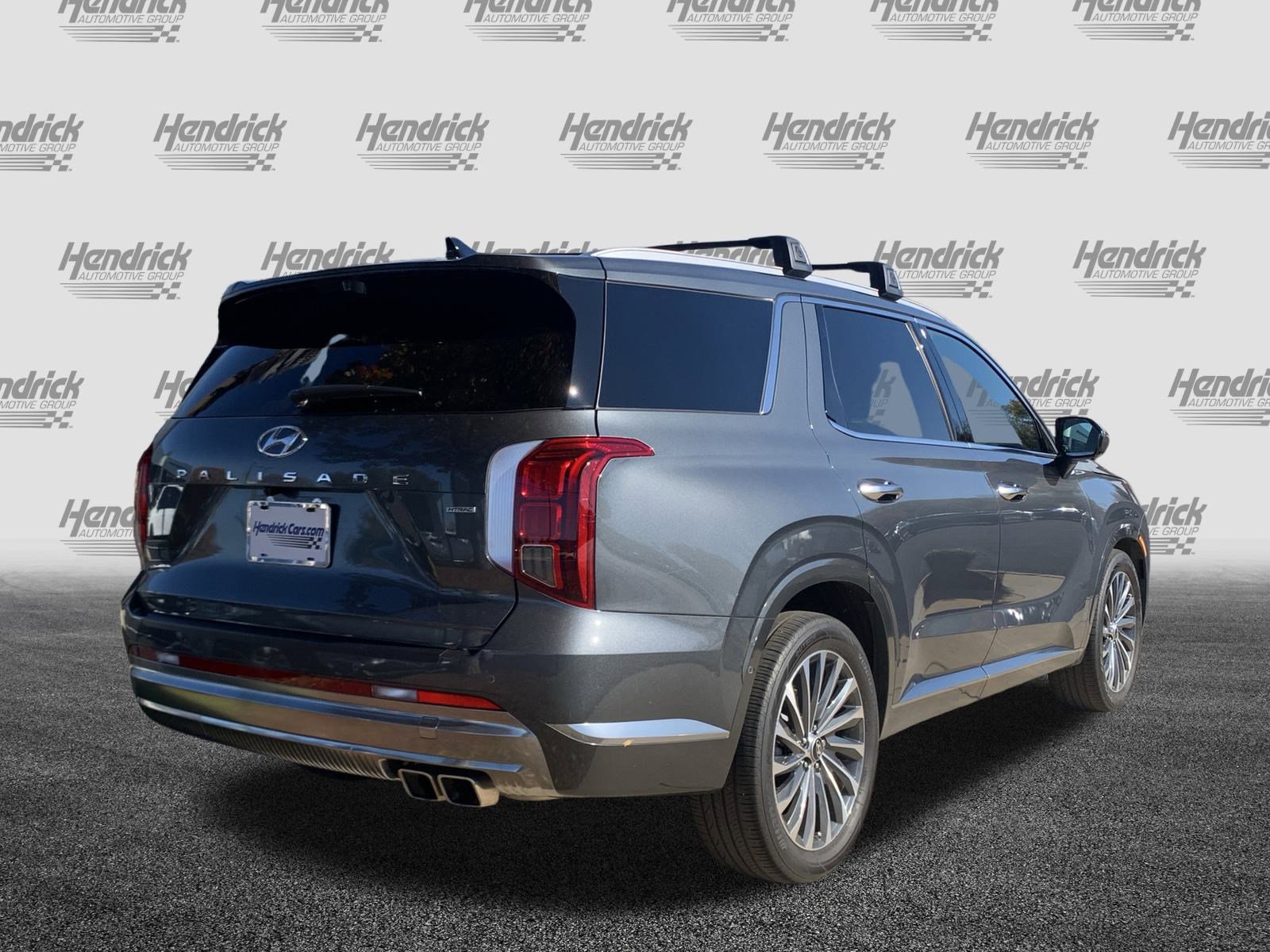 Used 2024 Hyundai Palisade Calligraphy image 10