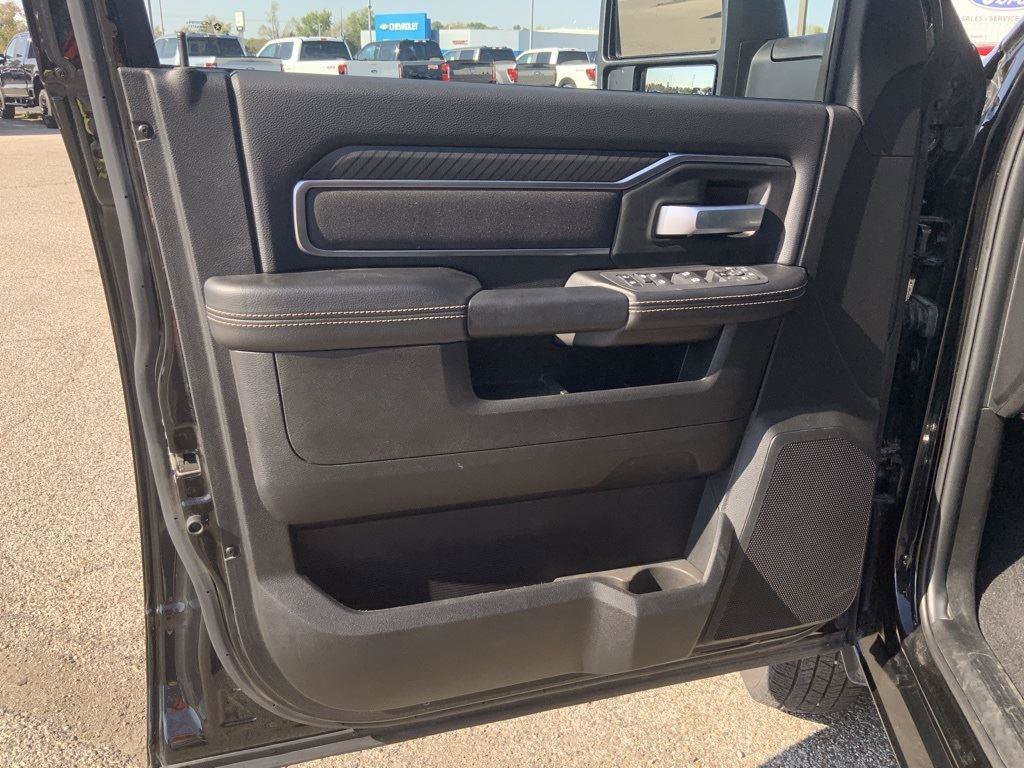 Used 2025 RAM 3500 Big Horn image 24