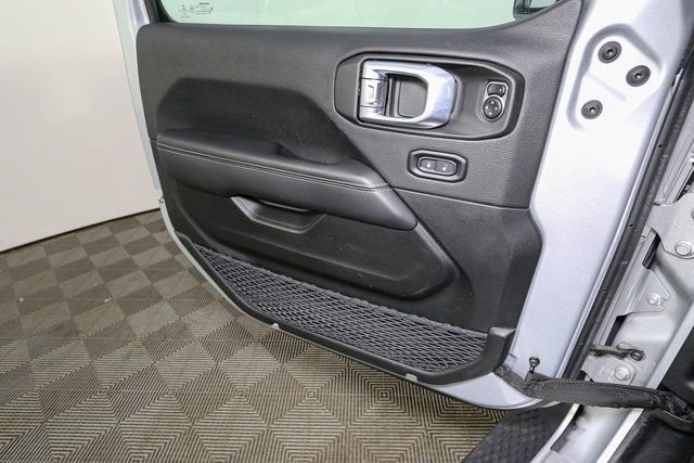 Used 2023 Jeep Wrangler Unlimited Sahara w/ Cold Weather Group image 36