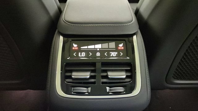 New 2026 Volvo XC90 B5 Core AWD/4WD image 30