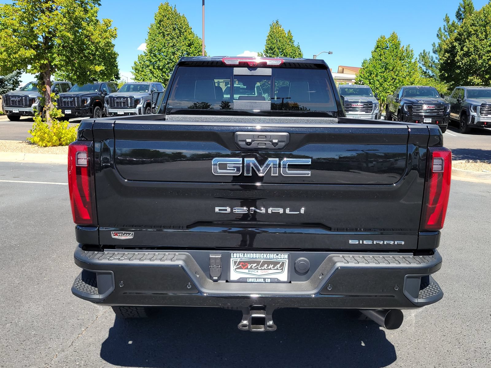 New 2026 GMC Sierra 3500 Denali Ultimate AWD/4WD image 9