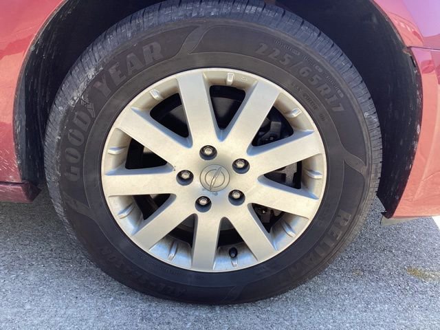 Used 2016 Chrysler Town & Country Touring FWD image 8