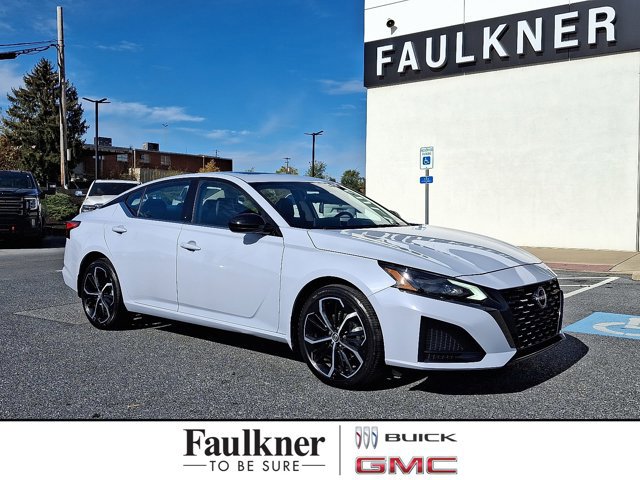 Used 2024 Nissan Altima 2.5 SR w/ SR Premium Package