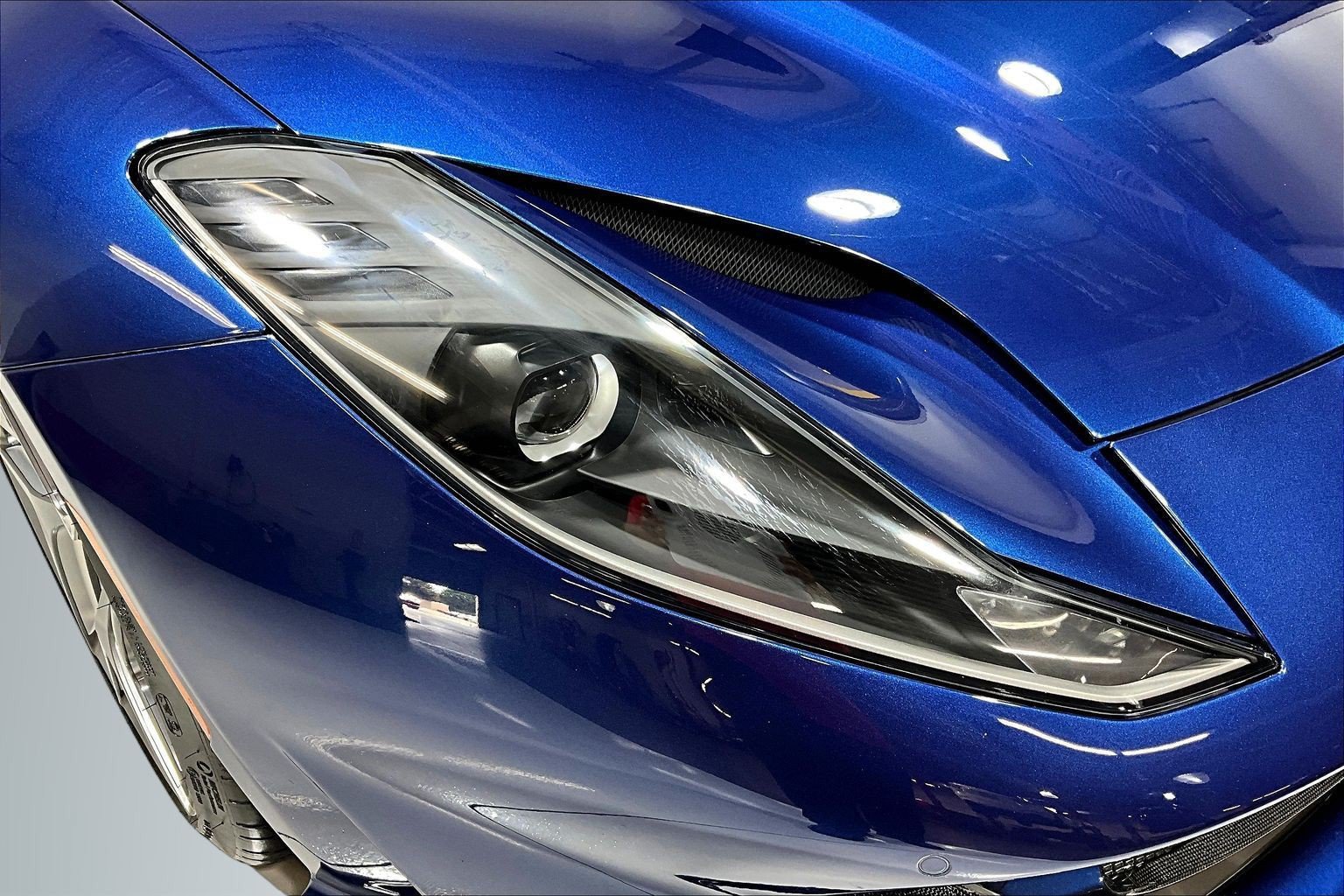 Used 2022 Ferrari 812 GTS RWD image 26