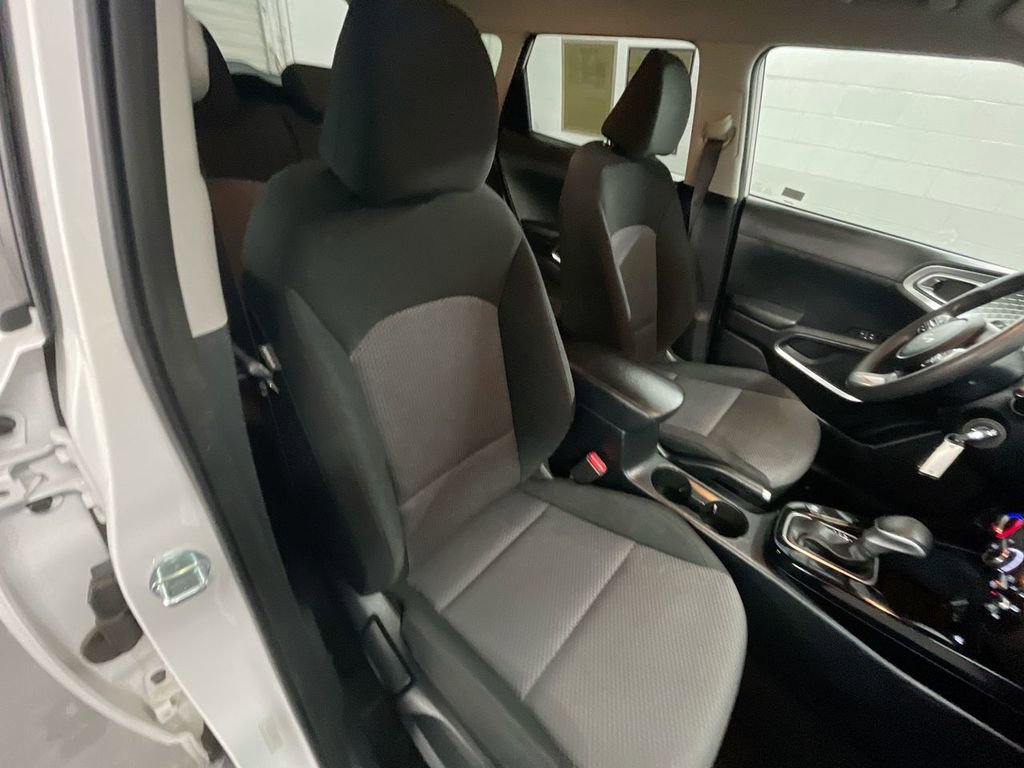 Used 2023 Kia Soul LX w/ LX Technology Package image 24