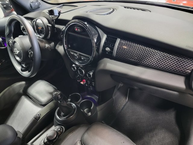 Used 2019 MINI Cooper S FWD image 16