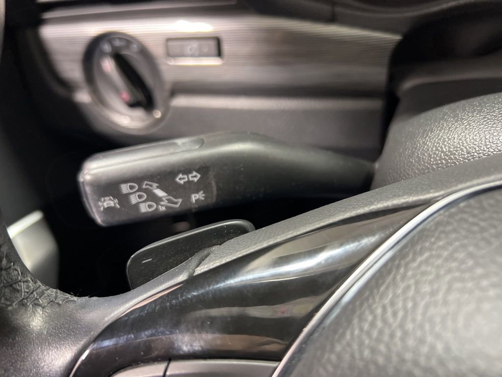 Used 2022 Volkswagen Passat 2.0T R-Line image 43