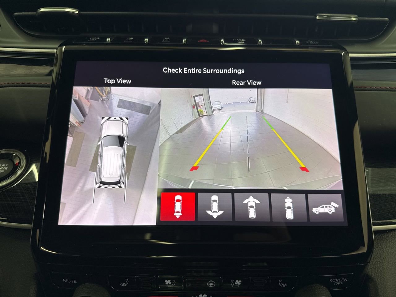 Used 2022 Jeep Grand Cherokee Trailhawk w/ ADV Protech Group II image 28