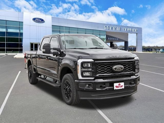New 2026 Ford F250 Lariat w/ Black Appearance Package AWD/4WD image 6