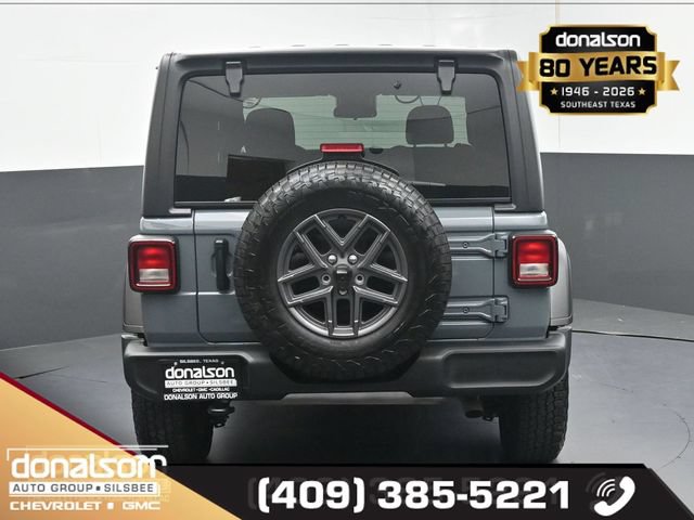 Used 2025 Jeep Wrangler Sport AWD/4WD image 4