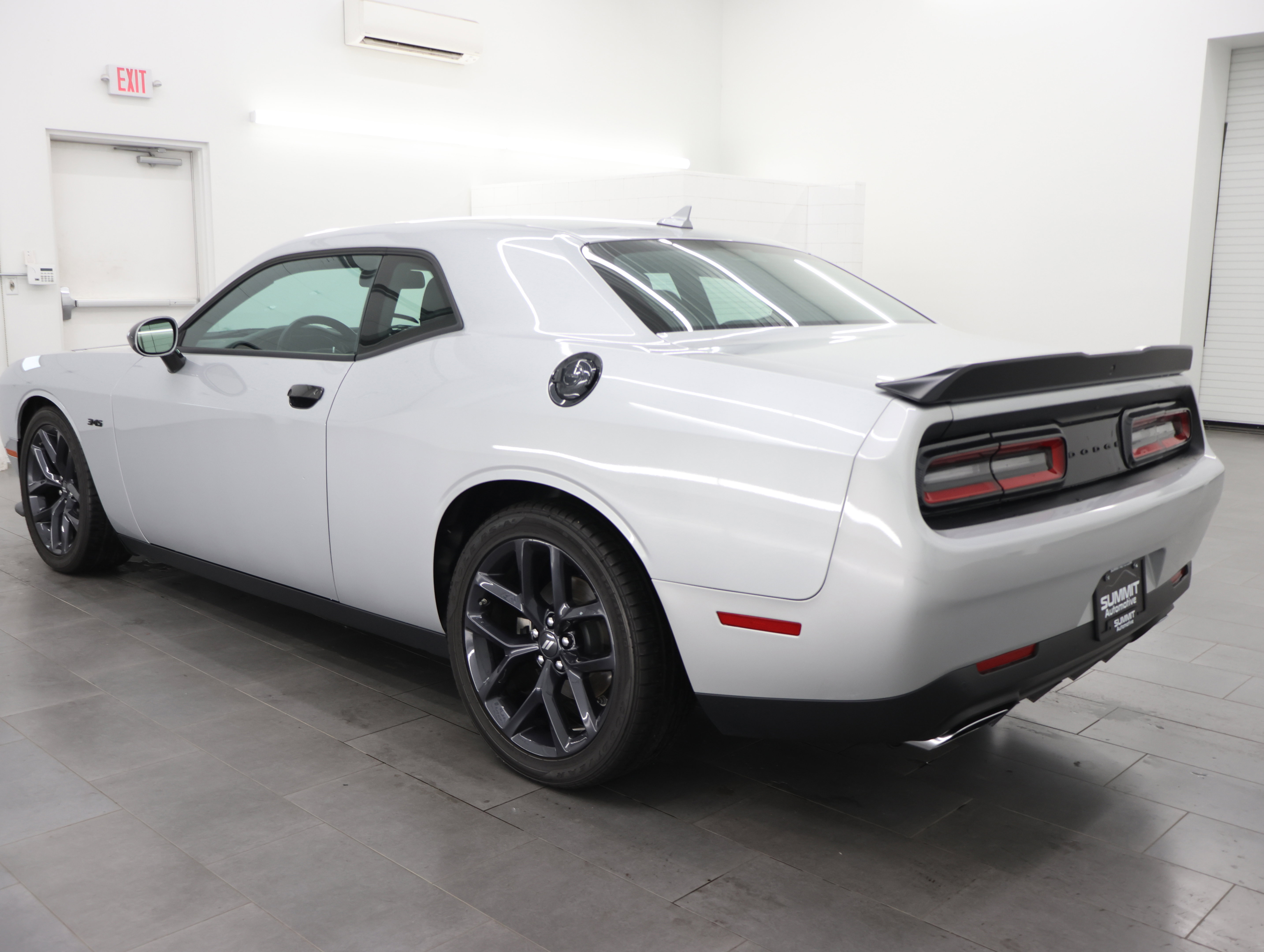Used 2023 Dodge Challenger R/T w/ Blacktop Package RWD image 6