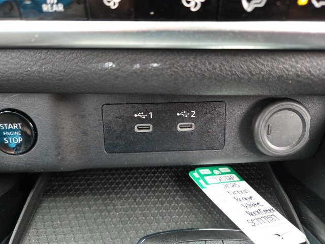 Used 2025 Nissan Rogue SV AWD/4WD image 15