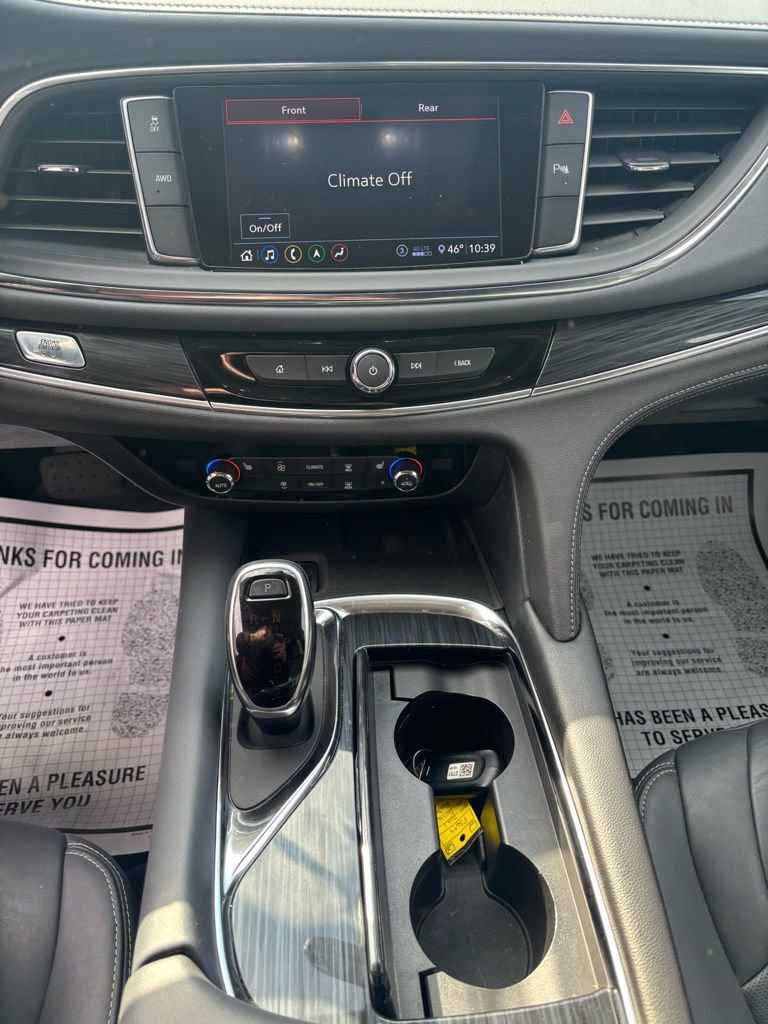 Used 2021 Buick Enclave Essence w/ Sound and Sites Package image 17