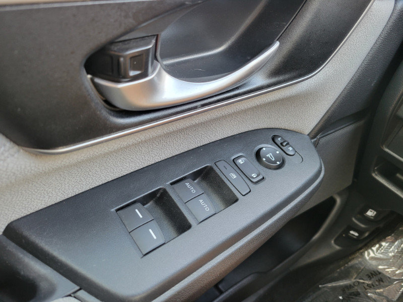 Used 2019 Honda CR-V EX image 19