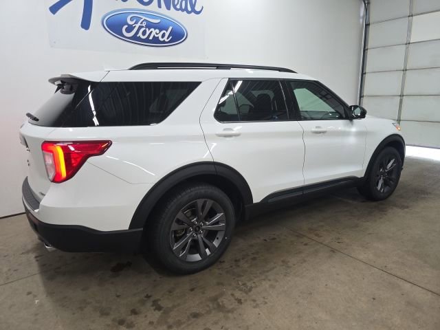 Used 2023 Ford Explorer XLT w/ Equipment Group 202A image 10