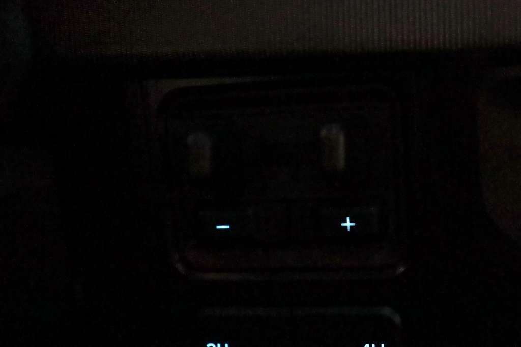 Used 2025 Ford F250 Platinum w/ Tremor Off-Road Package image 39