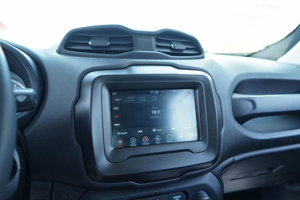 Used 2021 Jeep Renegade Latitude AWD/4WD image 20