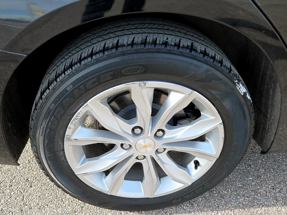 Used 2024 Chevrolet Malibu LT image 33