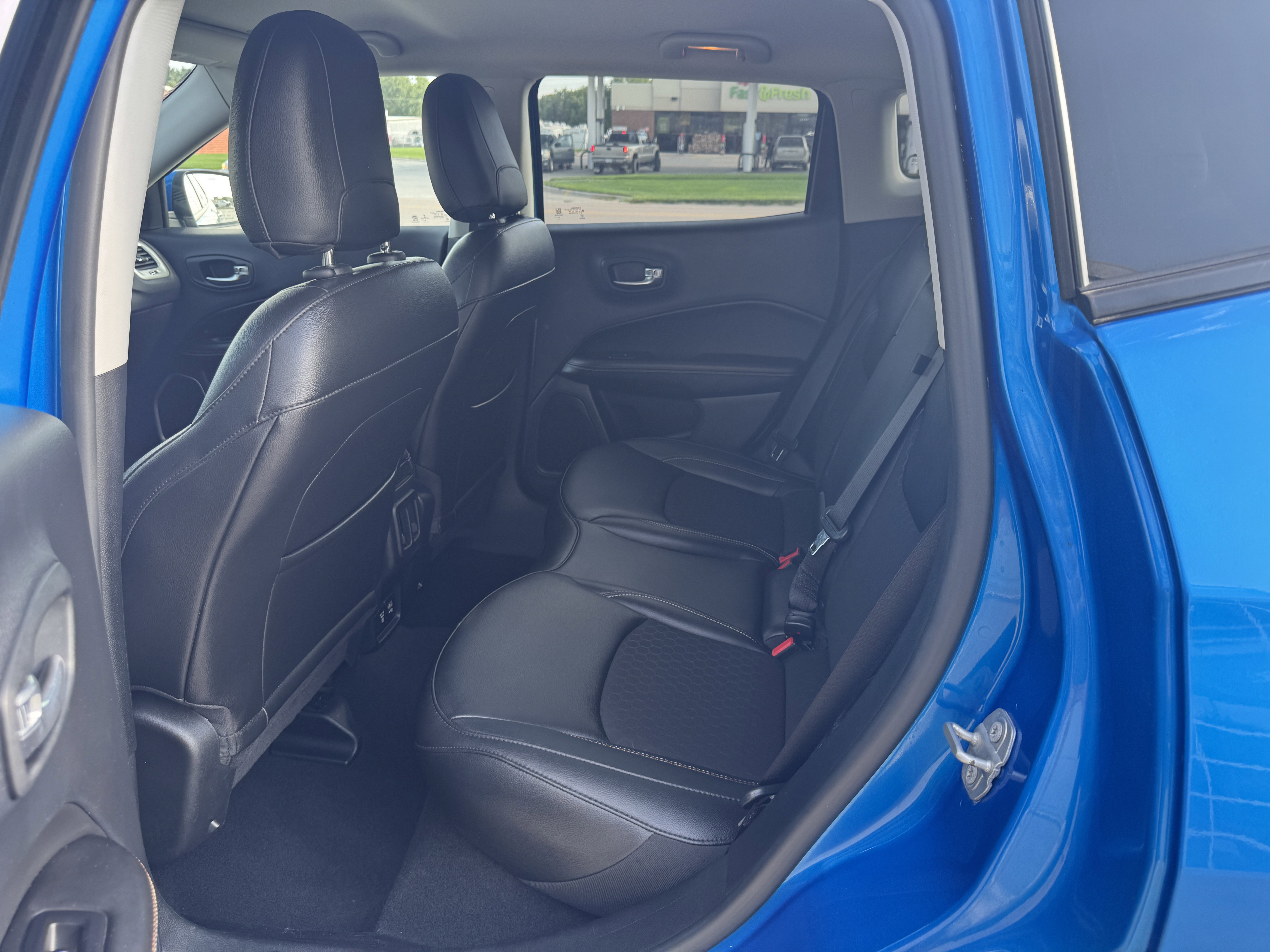 Certified 2021 Jeep Compass Latitude w/ Convenience Group image 11