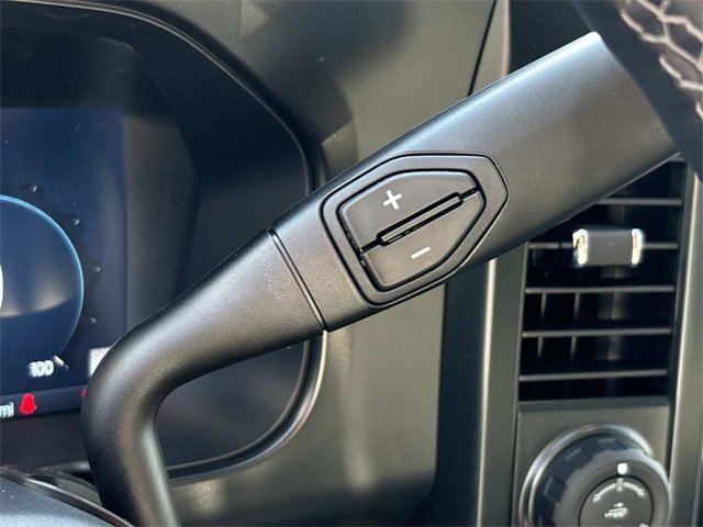 New 2026 Ford F250 Lariat w/ Black Appearance Package image 27