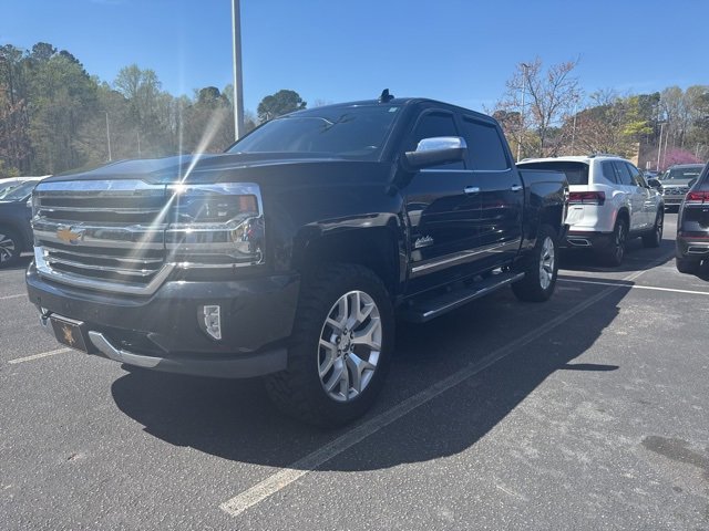 Used 2018 Chevrolet Silverado 1500 High Country image 3