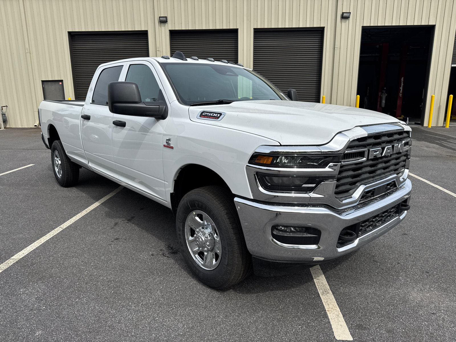 New 2026 RAM 2500 Tradesman w/ Chrome Appearance Group AWD/4WD image 3