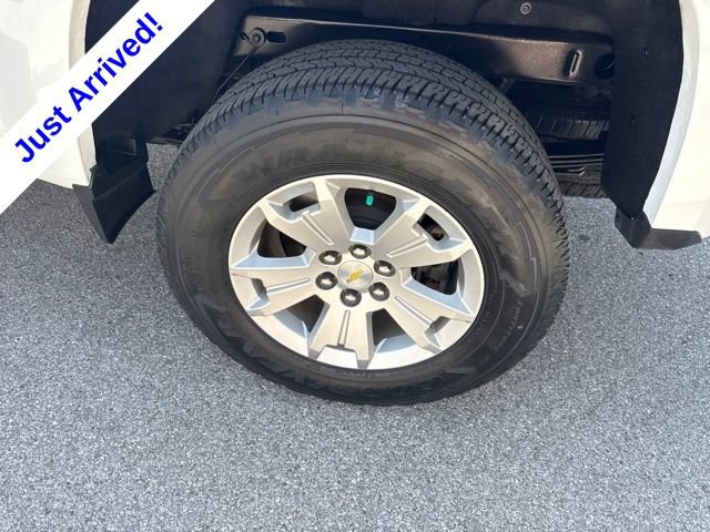 Used 2022 Chevrolet Colorado LT w/ LT Convenience Package RWD image 17
