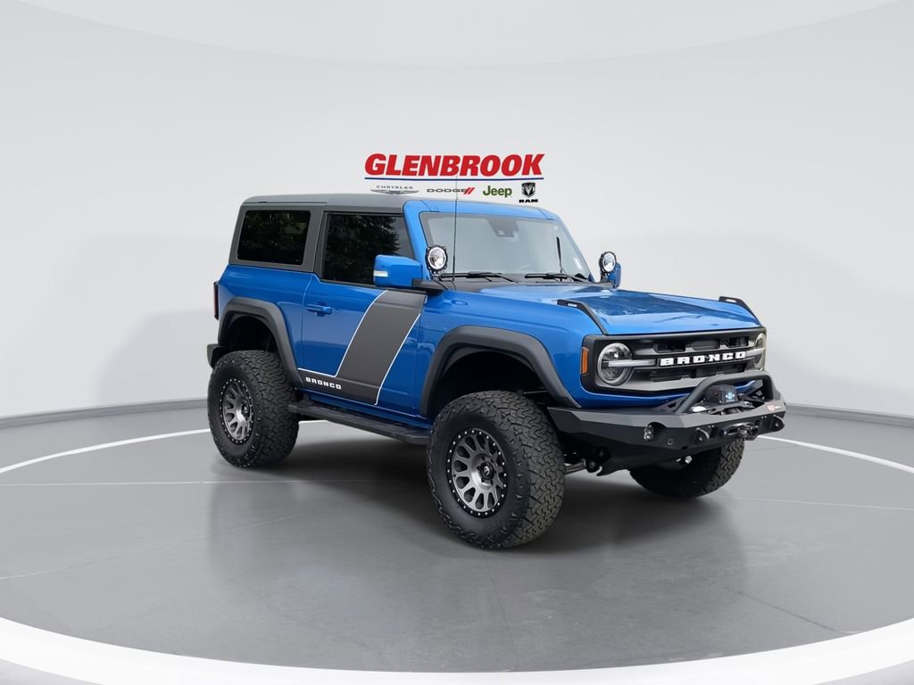 Used 2021 Ford Bronco Outer Banks image 2