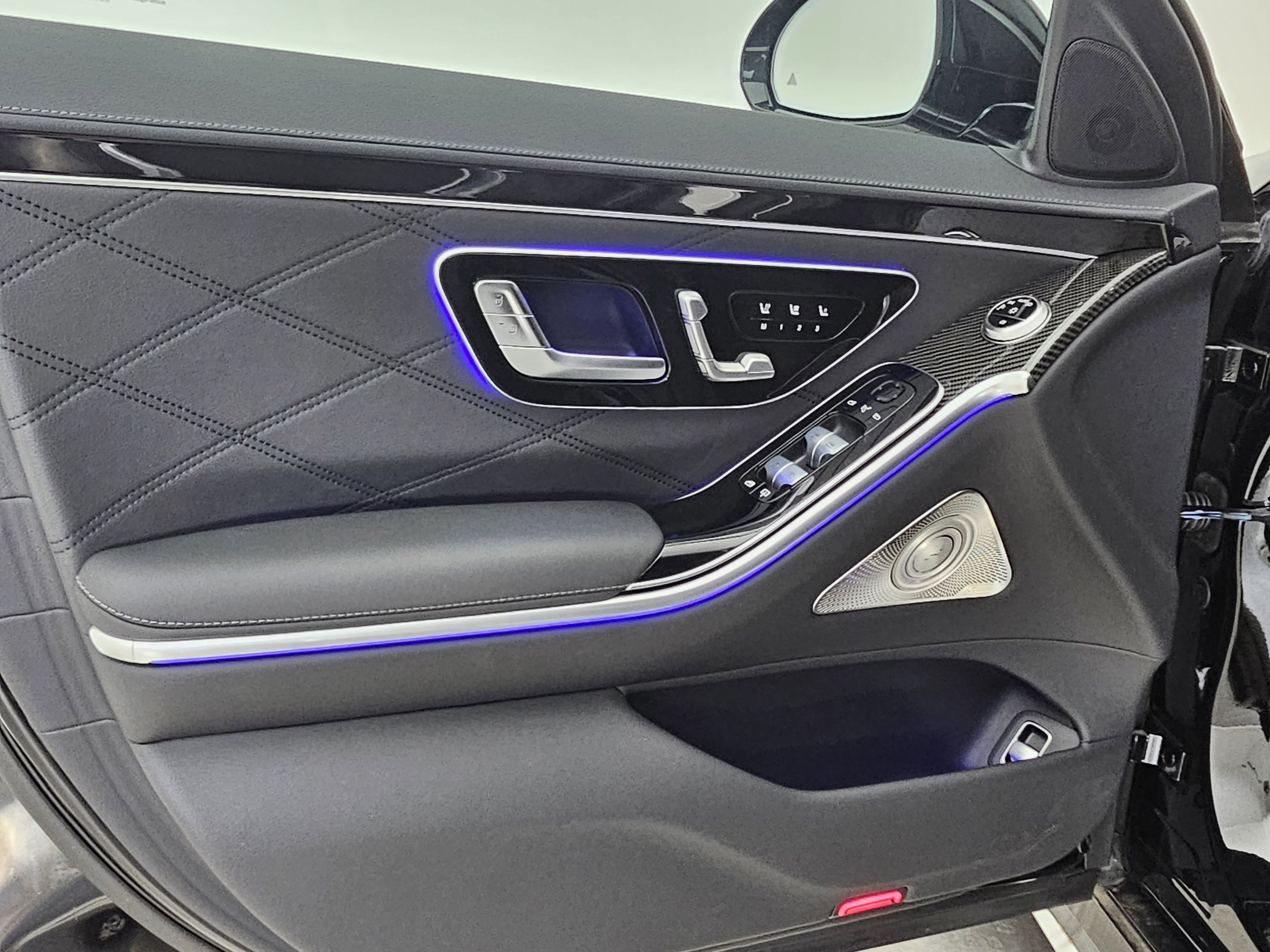 New 2025 Mercedes-Benz S 63 AMG S image 12