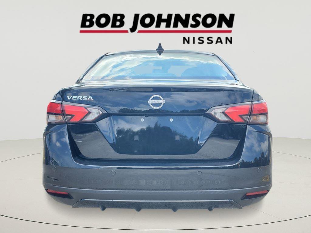 New 2025 Nissan Versa SV w/ Trunk Package FWD image 4