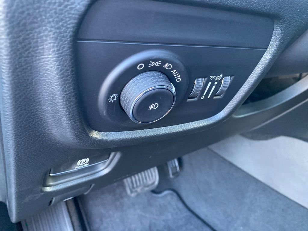 New 2025 Jeep Grand Cherokee L Limited w/ Luxury Tech Group II image 16