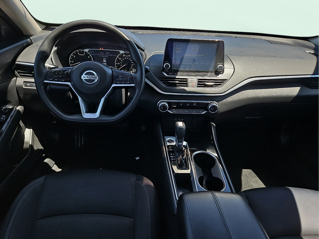 Used 2021 Nissan Altima 2.5 SV FWD image 11