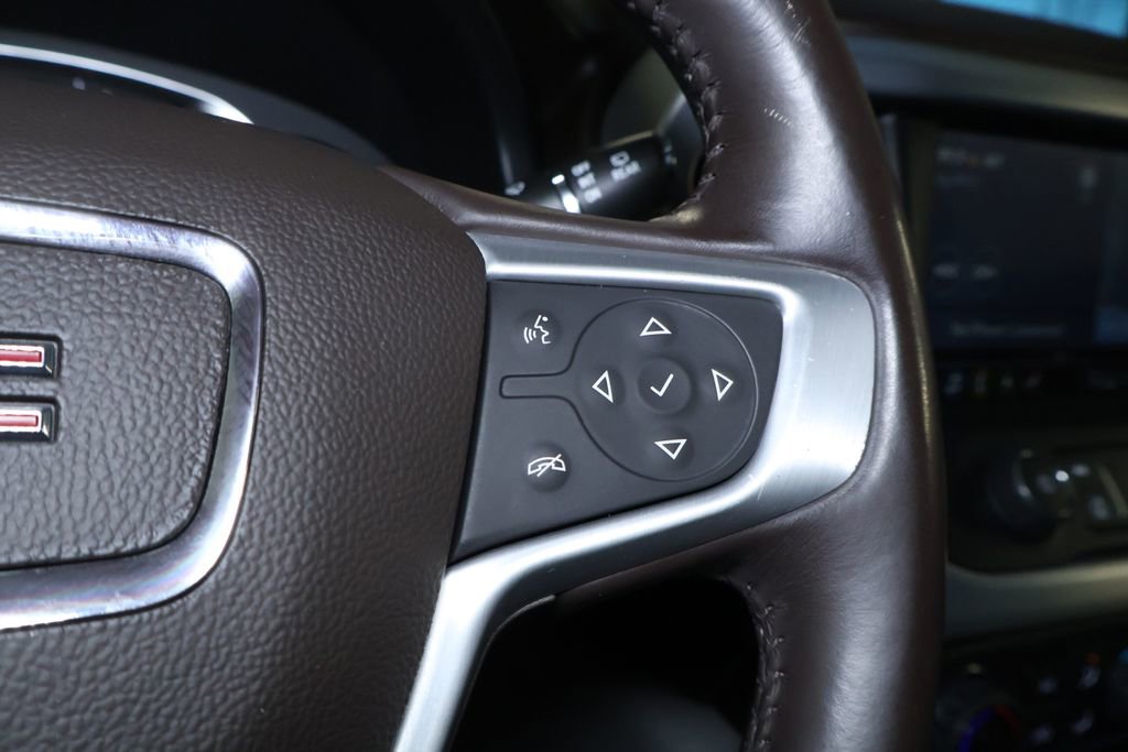 Used 2021 GMC Acadia SLT w/ LPO, Floor Liner Package image 22